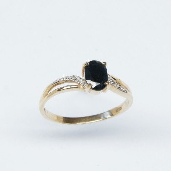 9ct Gold Sapphire/Diamond Ring